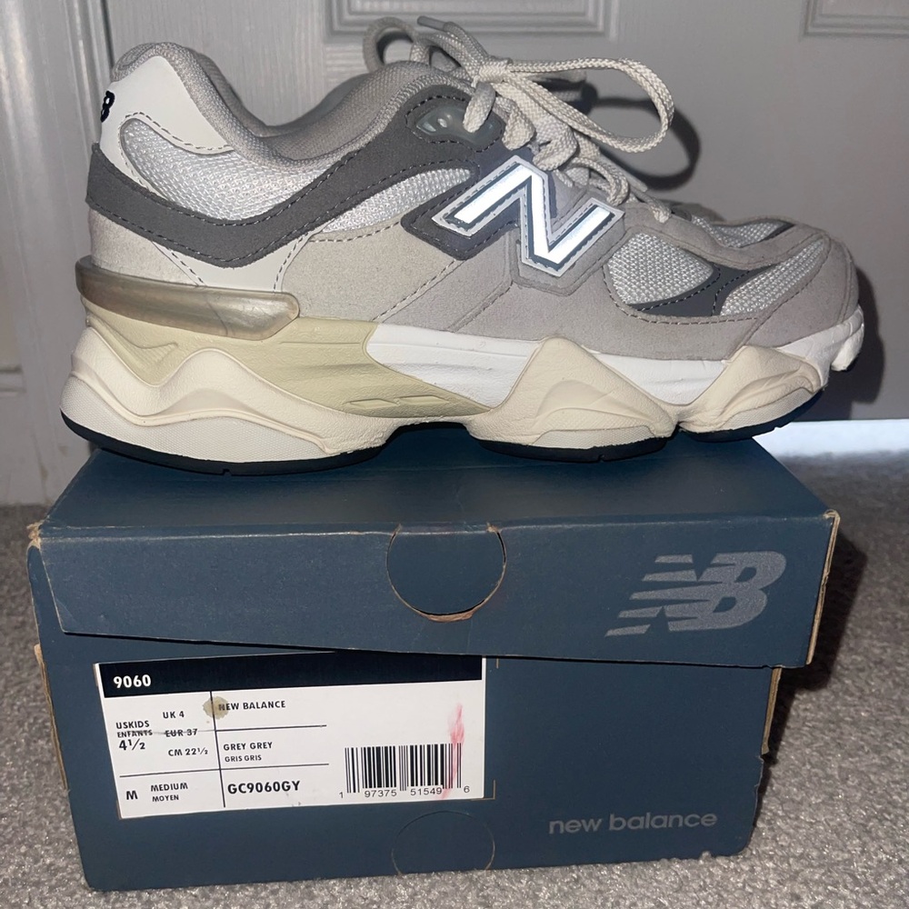 Big Kids New Balance 9060